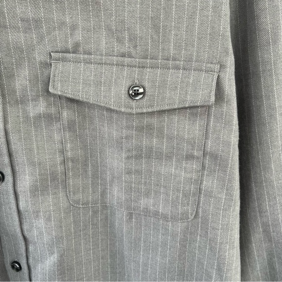 Express Men’s Long Sleeve Button Down Shirt Size XL Gray/Gray Stripe - Picture 4 of 7